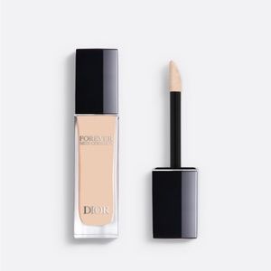 DIOR FOREVER SKIN CORRECT
Full-coverage concealer - color: 1,5n Neutral.